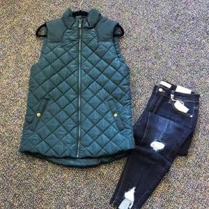 NWOT Zenana outfitters vest size medium